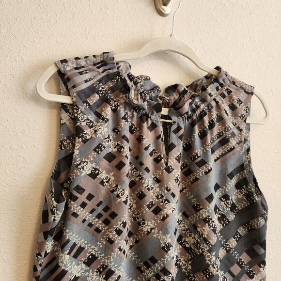 CAbi #3451 Graphic Trellis Sleeveless Top Style Size Small - Picture 3 of 12